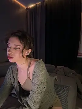 Bastet online show from November 2025 06:01:01 PM