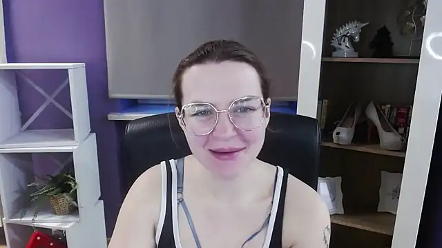 Zoey Erotic online show from April 2026 04:36:02 AM