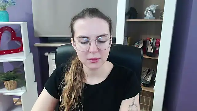 Zoey Erotic online show from February 2025 05:35:02 AM