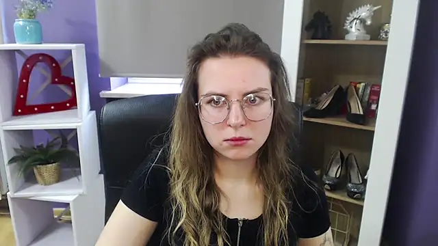 Zoey Erotic online show from March 2025 08:42:01 AM
