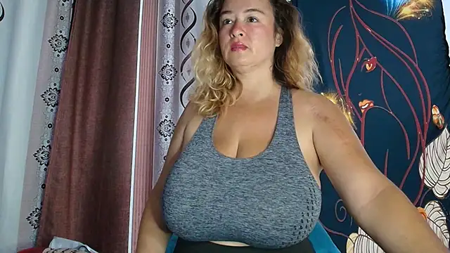 Snapshot of brenlissy89 chatting on April 2026 09:57:02 PM brenlissy89 online show from April 2026 09:57:02 PM
