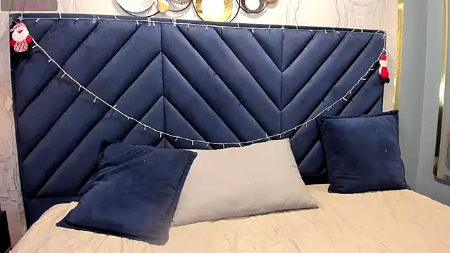 Sariitaa  online show from December 2025 02:44:01 PM