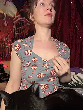 Snapshot of courtneyoccult chatting on December 2025 09:54:02 AM courtneyoccult online show from December 2025 09:54:02 AM