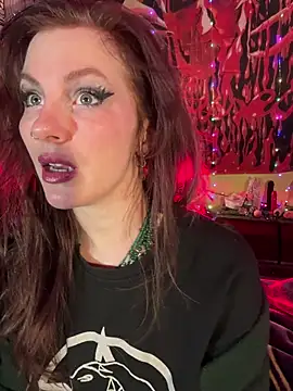 Snapshot of courtneyoccult chatting on November 2025 11:16:01 PM courtneyoccult online show from November 2025 11:16:01 PM