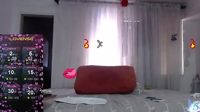 linapalacios online show from February 2026 10:32:02 PM