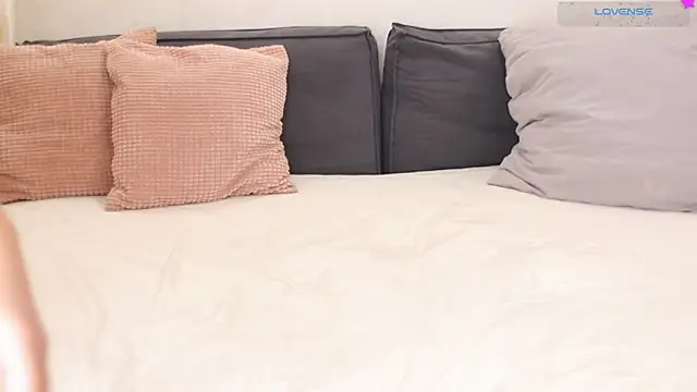 Lily minx online show from February 2026 04:22:02 AM