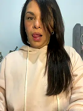 Kataliina online show from October 2025 04:14:01 AM