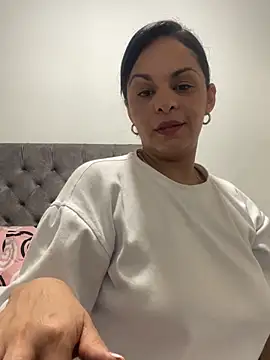 Kataliina online show from May 2026 03:35:01 AM