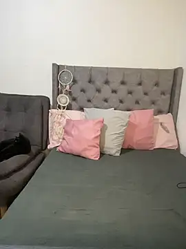 Kataliina online show from October 2025 04:16:02 AM