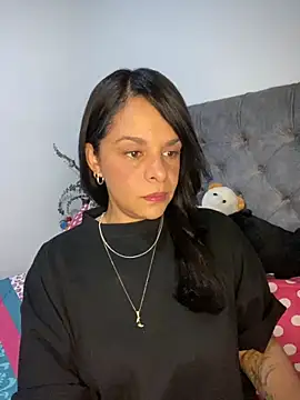 Kataliina online show from November 2025 05:12:02 AM