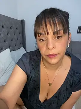 Kataliina online show from September 2025 08:16:01 PM