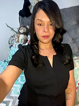 Kataliina online show from November 2025 04:39:01 AM