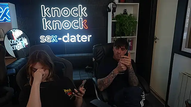 Elnonoykeila77 online show from November 2025 03:27:02 PM