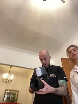 Elnonoykeila77 online show from April 2026 03:51:02 PM