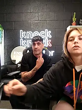 Elnonoykeila77 online show from November 2025 10:26:02 PM