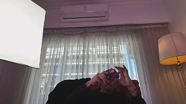 Elnonoykeila77 online show from May 2026 04:34:02 PM