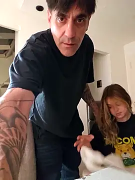 Elnonoykeila77 online show from November 2025 10:48:01 PM