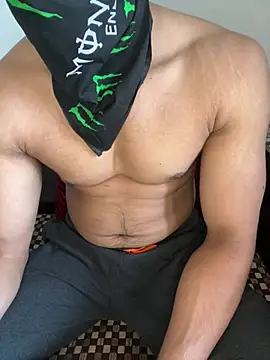 AmHunter04 online show from March 2025 09:38:02 AM