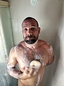 anthonylatynxd online show from April 2026 08:42:02 PM