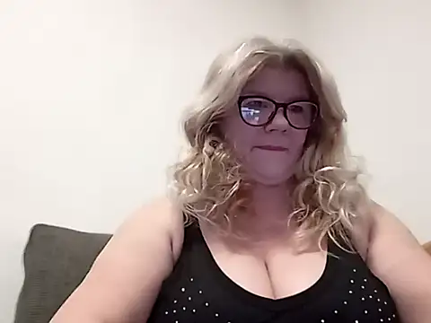 Diana 49 online show from April 2026 07:59:01 AM