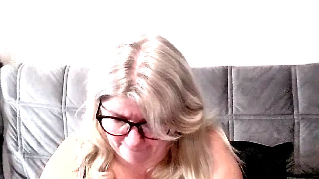 Diana 49 online show from February 2026 02:39:01 PM