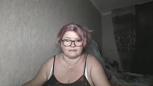 Snapshot of Diana_49 chatting on July 2026 08:20:02 AM Diana 49 online show from July 2026 08:20:02 AM
