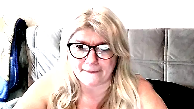 Diana 49 online show from February 2026 08:53:02 PM