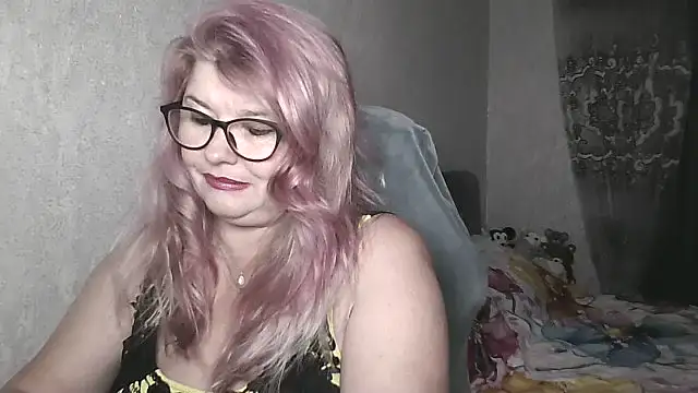 Snapshot of Diana_49 chatting on July 2026 08:26:02 AM Diana 49 online show from July 2026 08:26:02 AM