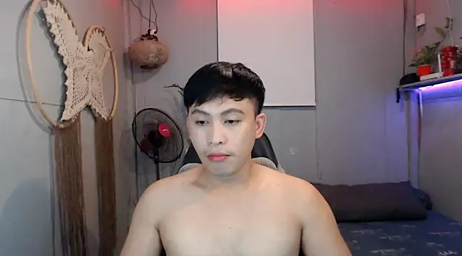 Snapshot of princeJayX chatting on February 2025 05:35:02 AM princeJayX online show from February 2025 05:35:02 AM