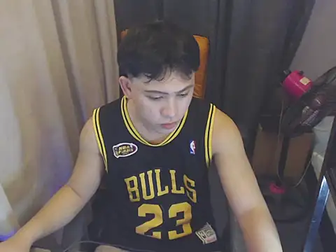 Snapshot of princeJayX chatting on June 2026 10:05:02 AM princeJayX online show from June 2026 10:05:02 AM
