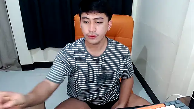 princeJayX online show from November 2025 02:06:01 AM