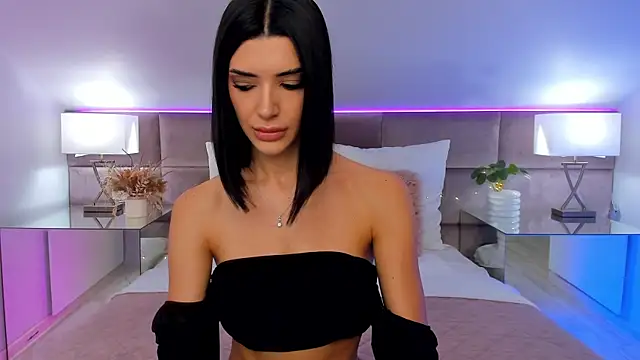 JasmiLyn online show from October 2025 12:29:02 PM