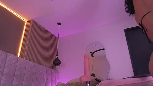 violeta aroca online show from May 2026 03:05:01 AM