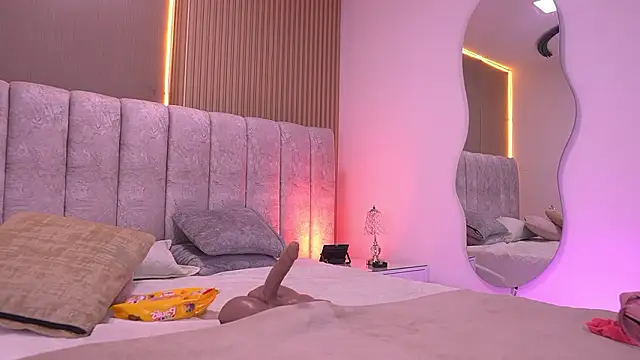 violeta aroca online show from February 2026 03:06:02 AM