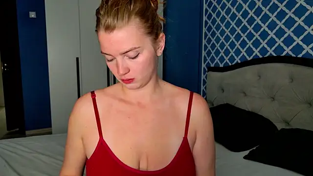 Snapshot of Busty_Redhead chatting on June 2026 06:51:02 AM Busty Redhead online show from June 2026 06:51:02 AM