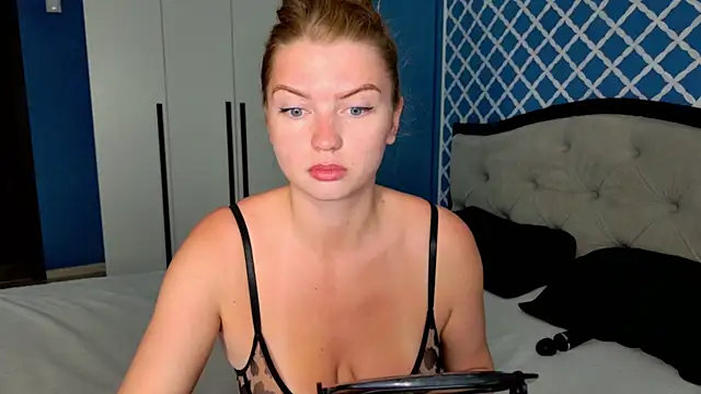 Snapshot of Busty_Redhead chatting on June 2026 03:14:02 AM Busty Redhead online show from June 2026 03:14:02 AM