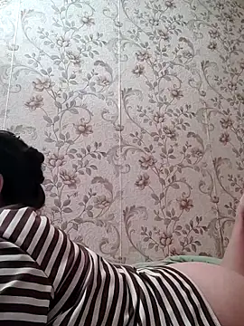 Zulfiya Bruce online show from April 2026 05:20:01 PM