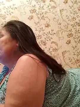 Zulfiya Bruce online show from April 2026 06:42:01 PM