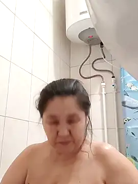 Zulfiya Bruce online show from February 2026 11:43:02 AM