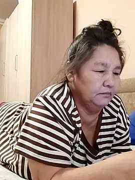 Zulfiya Bruce online show from October 2025 01:36:02 PM