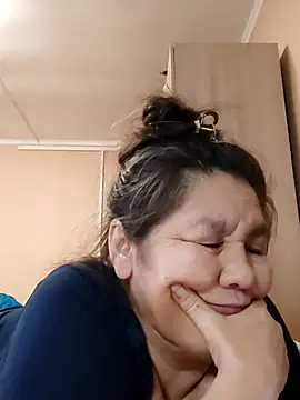 Zulfiya Bruce online show from February 2026 06:37:02 PM