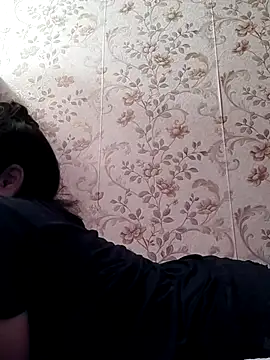 Zulfiya Bruce online show from February 2026 04:38:01 PM