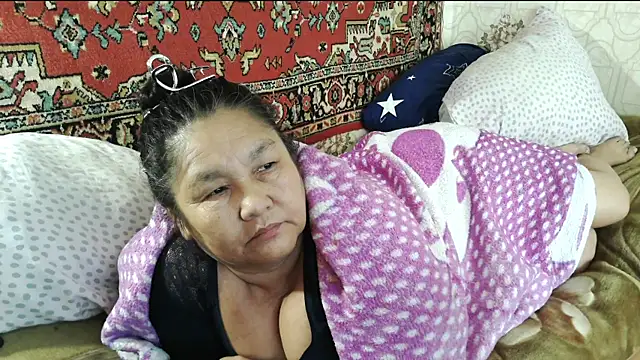 Zulfiya Bruce online show from June 2026 03:47:02 AM