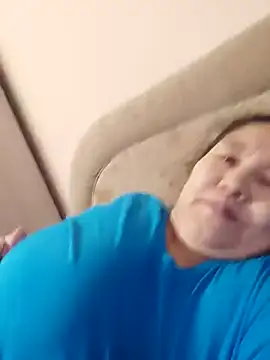 Zulfiya Bruce online show from November 2025 05:13:02 PM