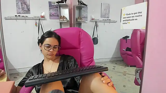 CAMILA--REY online show from March 2026 12:01:02 PM