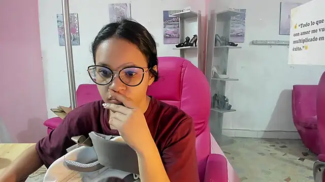 CAMILA--REY online show from November 2025 11:55:01 AM