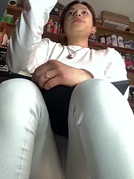 Snapshot of 3littleschoolteens chatting on February 2026 06:08:01 PM 3littleschoolteens online show from February 2026 06:08:01 PM