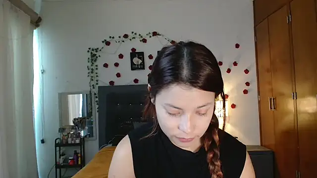 Snapshot of 3littleschoolteens chatting on February 2026 06:08:02 PM 3littleschoolteens online show from February 2026 06:08:02 PM