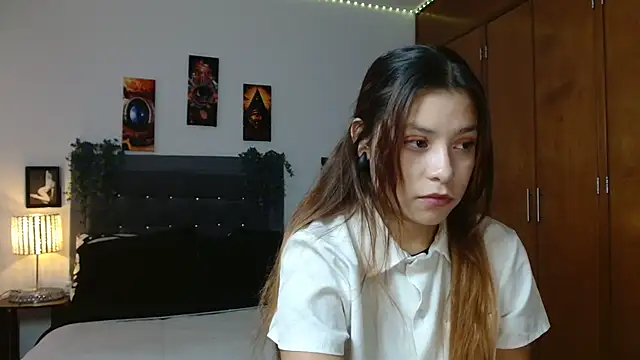 Snapshot of 3littleschoolteens chatting on October 2025 07:35:01 PM 3littleschoolteens online show from October 2025 07:35:01 PM