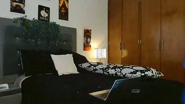 Snapshot of 3littleschoolteens chatting on November 2025 07:13:02 PM 3littleschoolteens online show from November 2025 07:13:02 PM